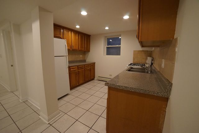 5028 W Pensacola Avenue, Chicago, IL 60641