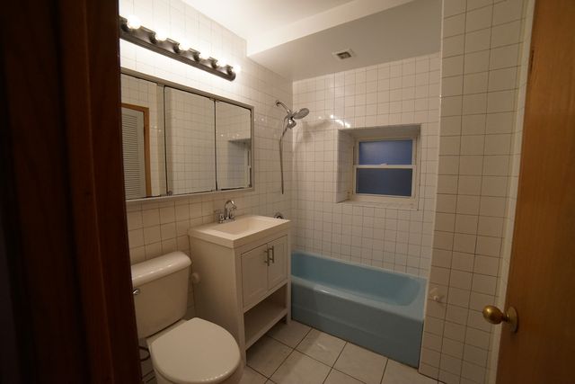5028 W Pensacola Avenue, Chicago, IL 60641