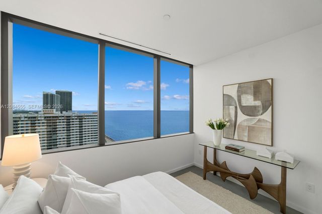 2000 S Ocean Drive 22A, Hallandale Beach, FL 33009