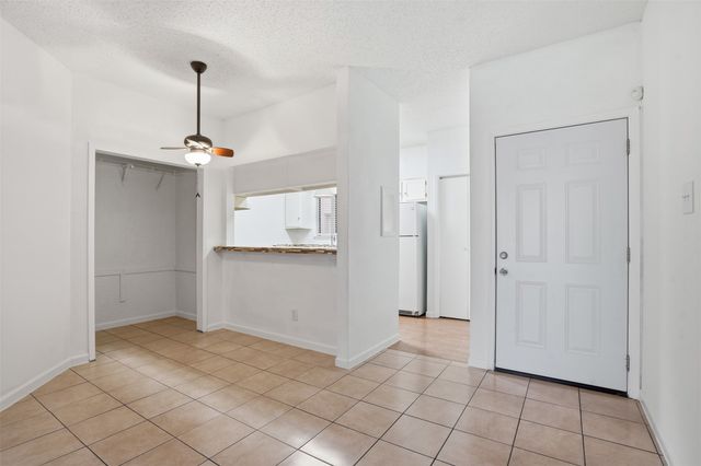 5550 Spring Valley Road F14, Dallas, TX 75254