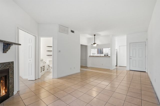 5550 Spring Valley Road F14, Dallas, TX 75254