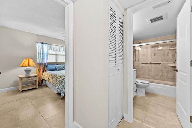 5540 N Ocean Boulevard 107, Ocean Ridge, FL 33435