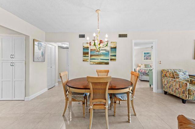 5540 N Ocean Boulevard 107, Ocean Ridge, FL 33435