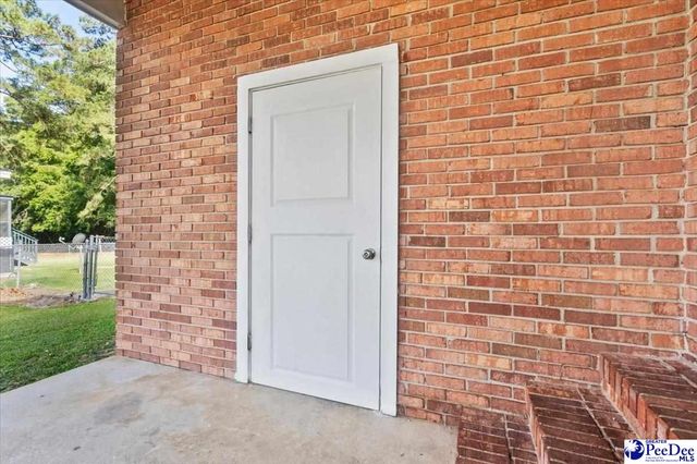 301 W Coleman Ave, Pamplico, SC 29583