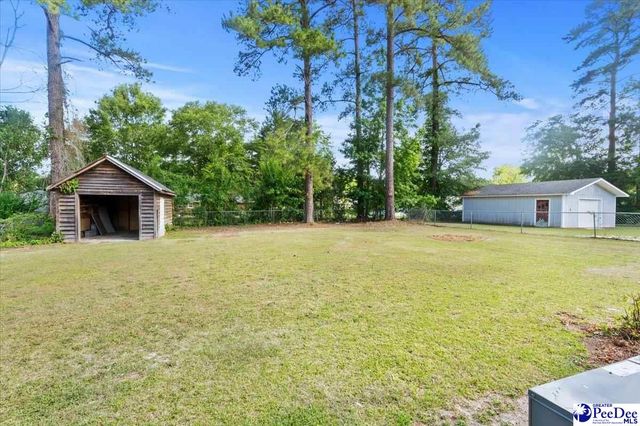 301 W Coleman Ave, Pamplico, SC 29583