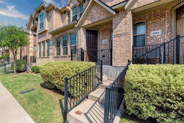 2559 Adam Lane, Lewisville, TX 75056
