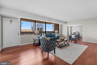 3709 S George Mason Dr Apt 1514E, Falls Church, VA 22041
