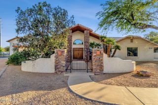 1911 E BRUCE Avenue, Gilbert, AZ 85234