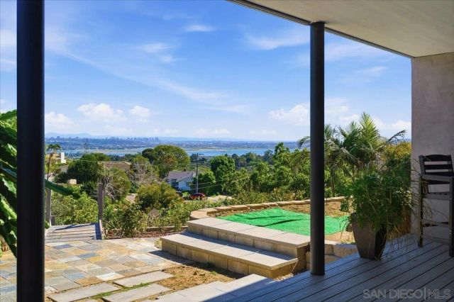 5447 Soledad Rd, La Jolla, CA 92037