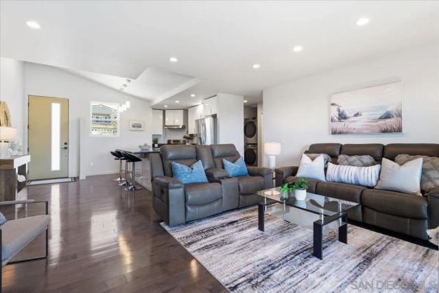 5447 Soledad Rd, La Jolla, CA 92037