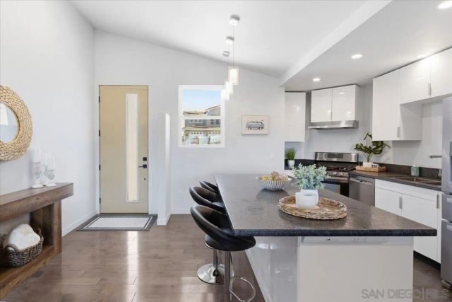 5447 Soledad Rd, La Jolla, CA 92037