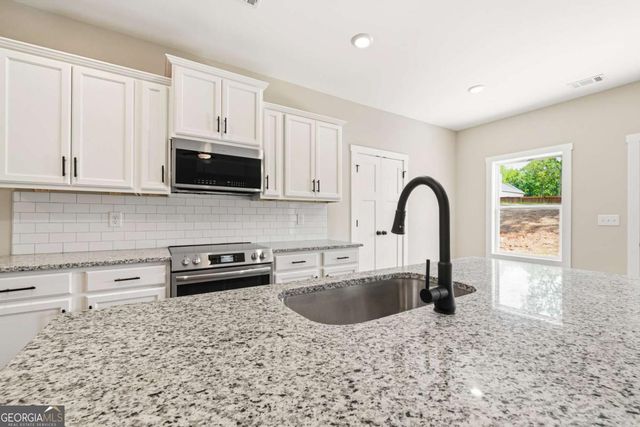 37 JEFFREY Lane, Dallas, GA 30157