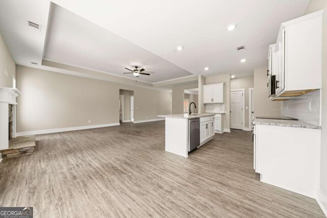 37 JEFFREY Lane, Dallas, GA 30157