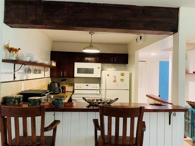 5855 Washington St 90, Hollywood, FL 33023