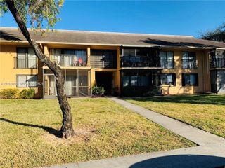 5855 Washington St 90, Hollywood, FL 33023