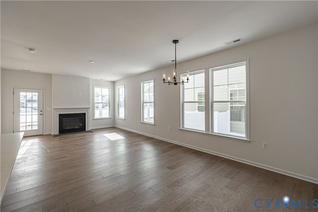 497 Bayberry Ln, Zion Crossroads, VA 22942