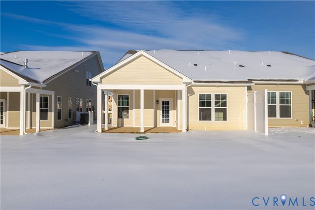 497 Bayberry Ln, Zion Crossroads, VA 22942