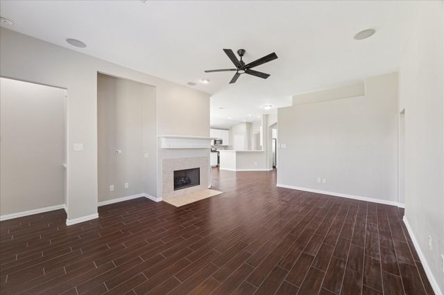 216 Seacrest Boulevard, League City, TX 77573