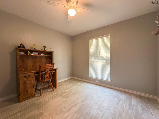 1217 WENDY RIDGE, Wichita Falls, TX 76302