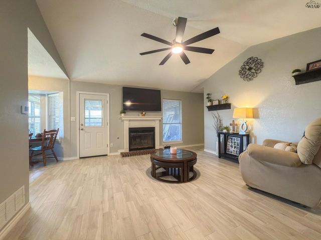 1217 WENDY RIDGE, Wichita Falls, TX 76302