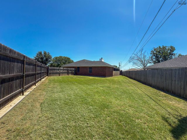 1217 WENDY RIDGE, Wichita Falls, TX 76302