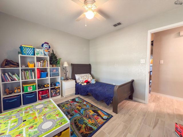 1217 WENDY RIDGE, Wichita Falls, TX 76302