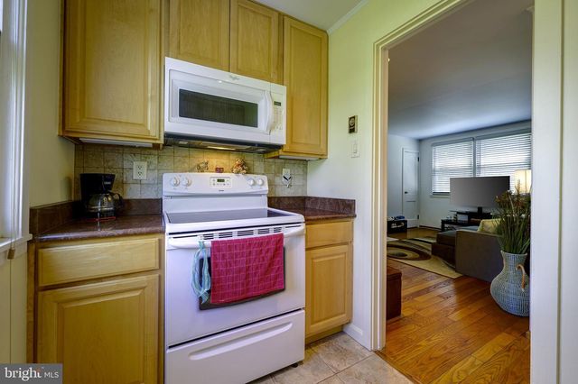 8-D LAUREL HILL RD, Greenbelt, MD 20770