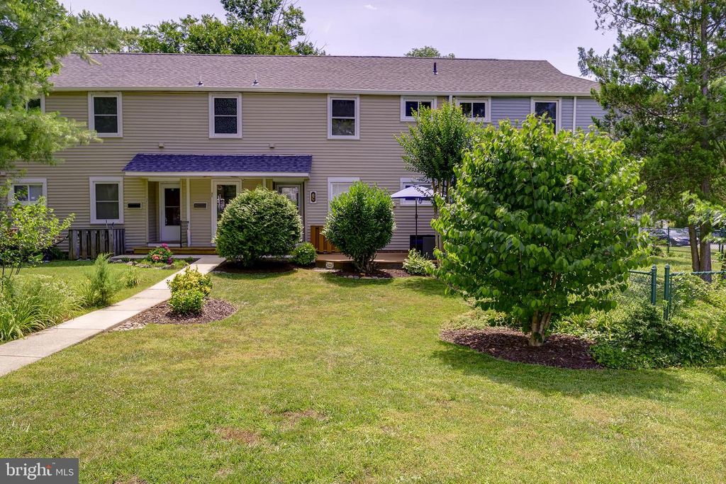 8-D LAUREL HILL RD, Greenbelt, MD 20770