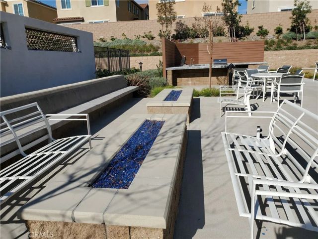 16229 Castello 6, Fontana, CA 92336