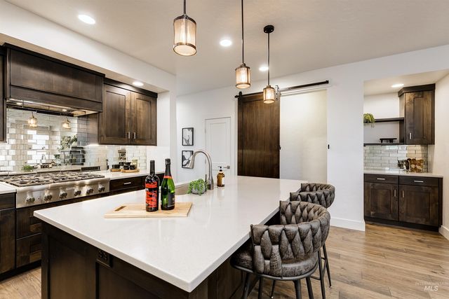 3174 S Hopes Well Way, Boise, ID 83716