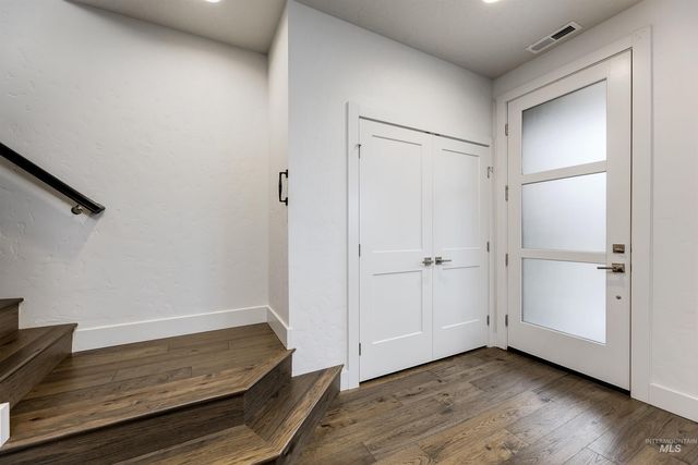 3174 S Hopes Well Way, Boise, ID 83716