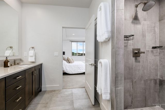 3174 S Hopes Well Way, Boise, ID 83716