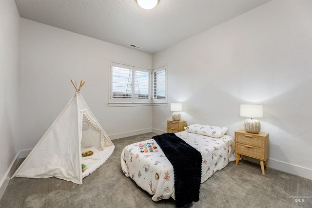 3174 S Hopes Well Way, Boise, ID 83716