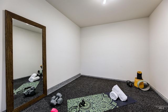 3174 S Hopes Well Way, Boise, ID 83716