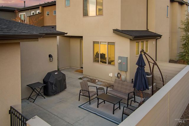 3174 S Hopes Well Way, Boise, ID 83716