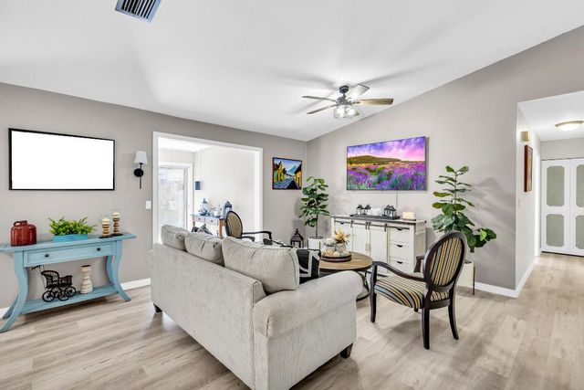 3880 NW 2nd Court, Deerfield Beach, FL 33442