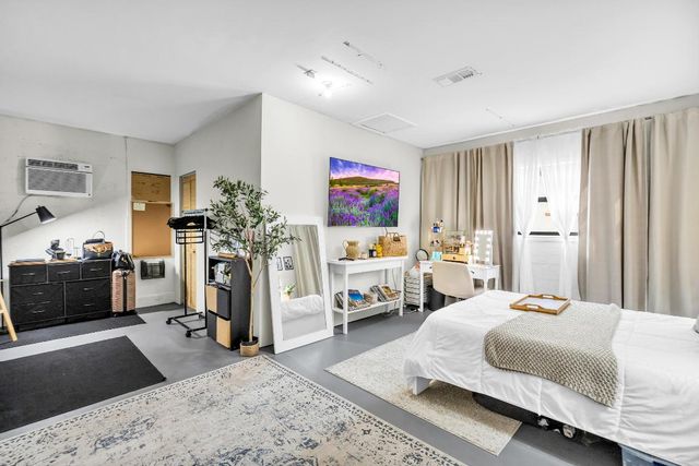 3880 NW 2nd Court, Deerfield Beach, FL 33442