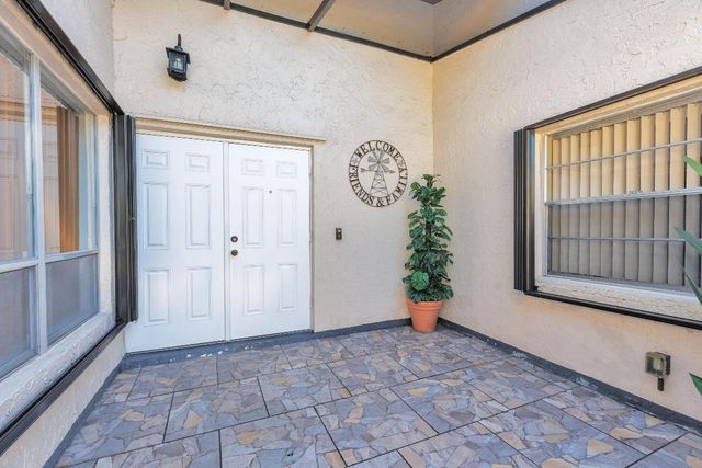 3880 NW 2nd Court, Deerfield Beach, FL 33442