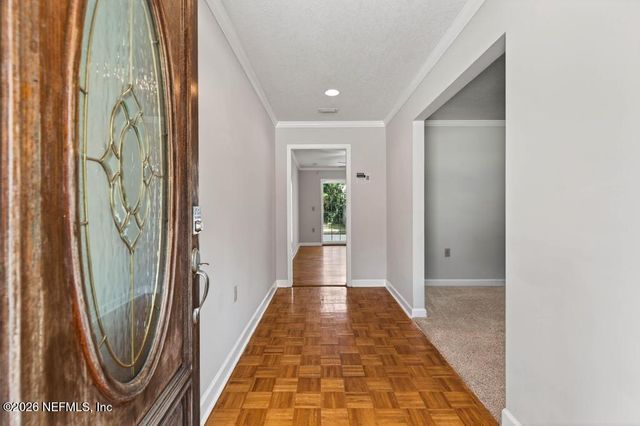 5439 CONTINA Avenue, Jacksonville, FL 32277