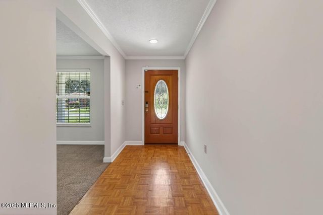 5439 CONTINA Avenue, Jacksonville, FL 32277