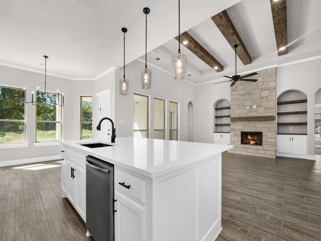 1012 Arbor Vista Drive, Azle, TX 76020