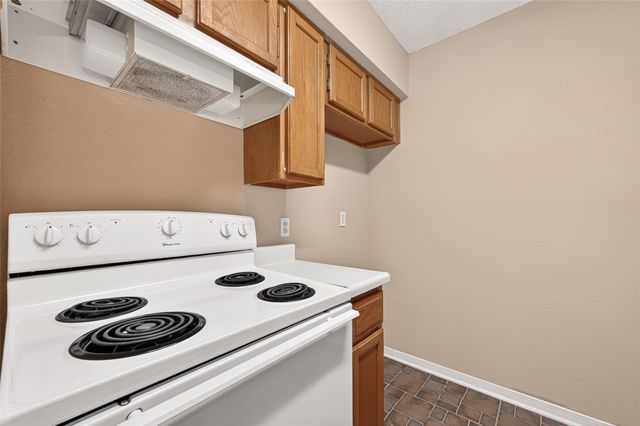 3600 Jeanetta Street 2704, Houston, TX 77063