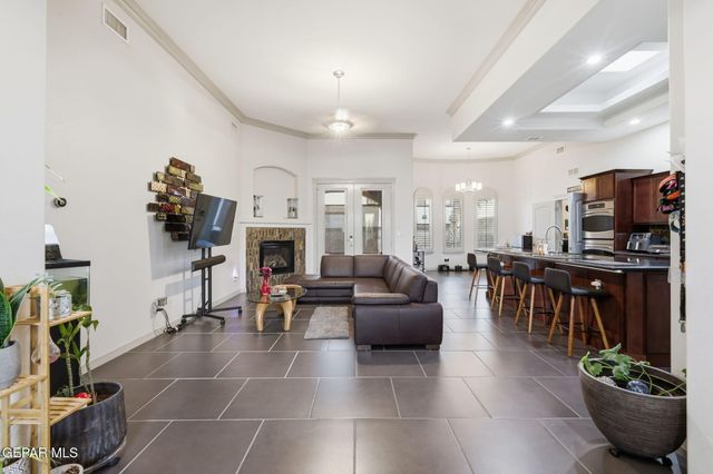 3024 OAK POINT Place, El Paso, TX 79938