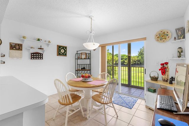 9470 Tangerine Place 209, Davie, FL 33324