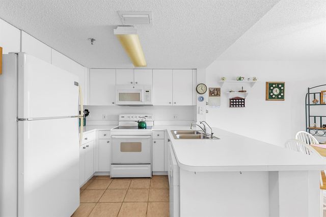 9470 Tangerine Place 209, Davie, FL 33324