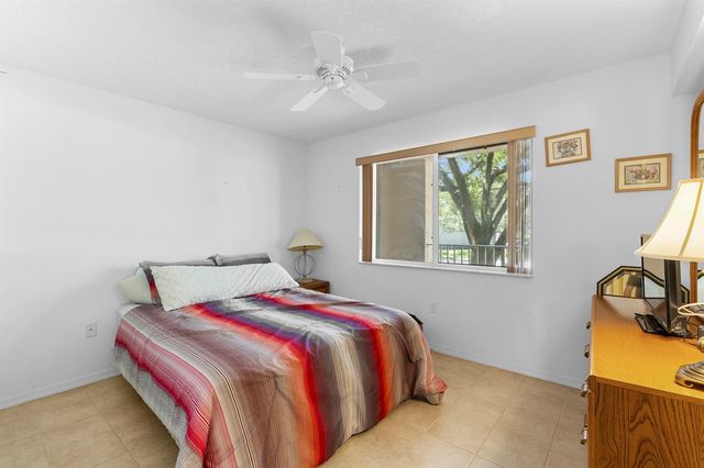 9470 Tangerine Place 209, Davie, FL 33324