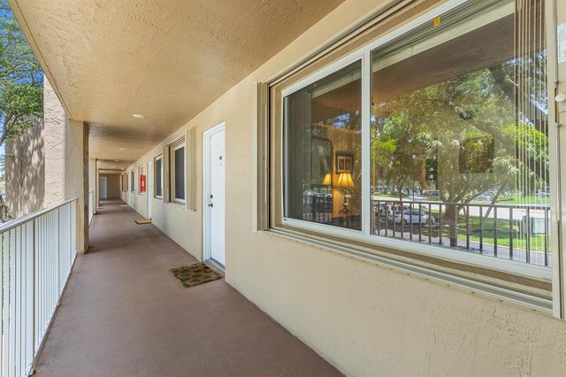 9470 Tangerine Place 209, Davie, FL 33324