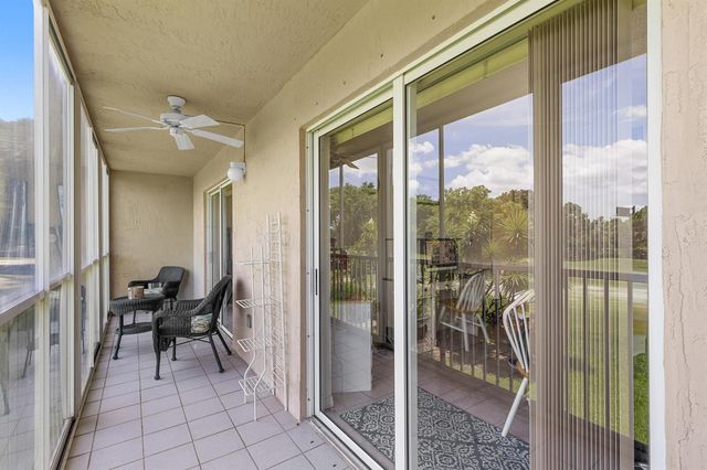 9470 Tangerine Place 209, Davie, FL 33324