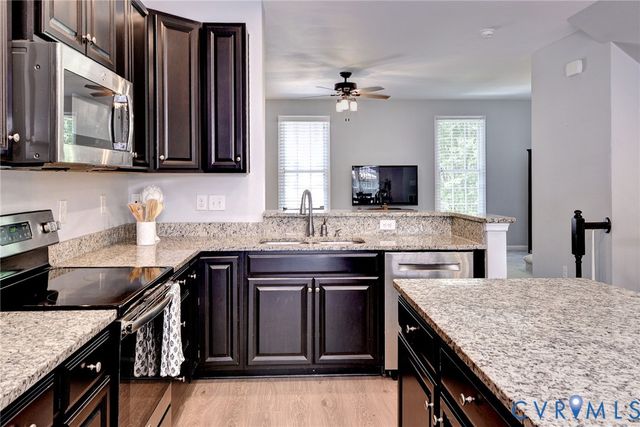 125 Parkway Ct, Williamsburg, VA 23185