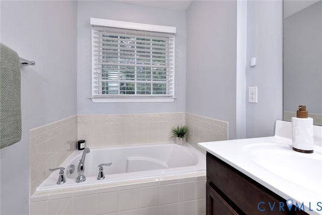 125 Parkway Ct, Williamsburg, VA 23185